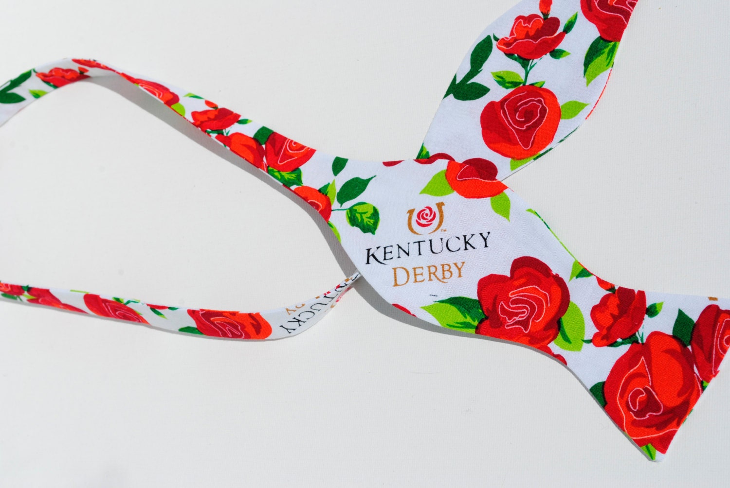 Kentucky Derby Red Roses Men's Adjustable Self Tie Bow Tie