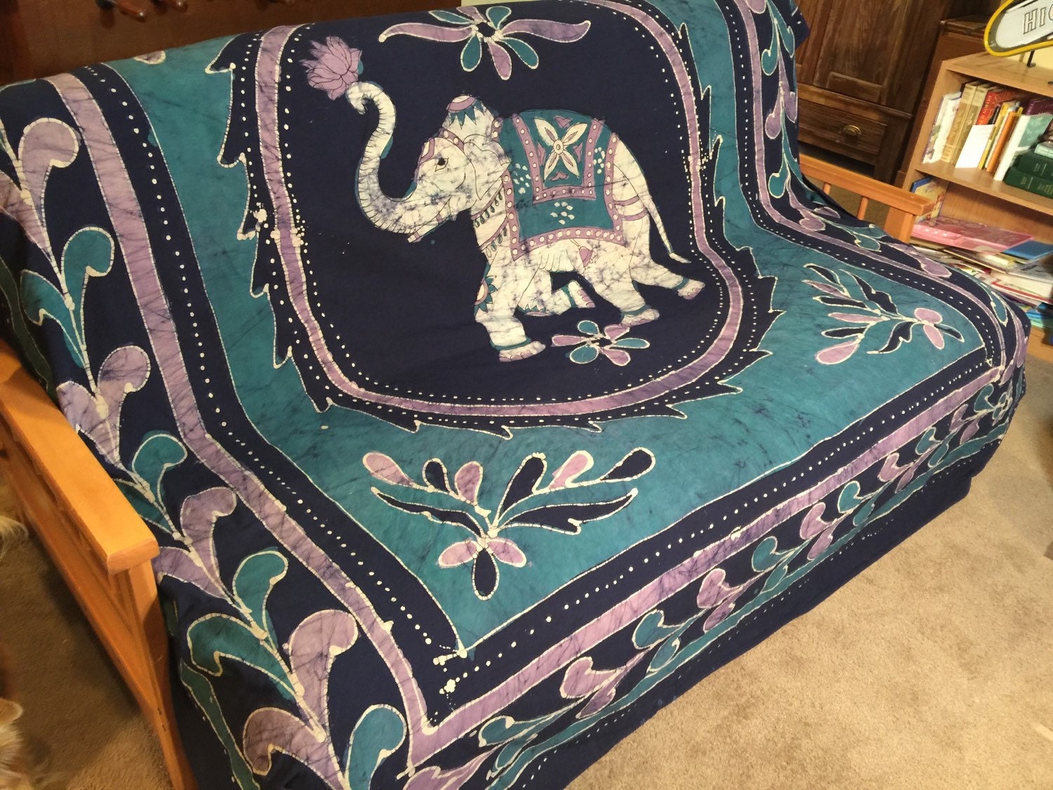 Futon cover dorm decor bohemian print