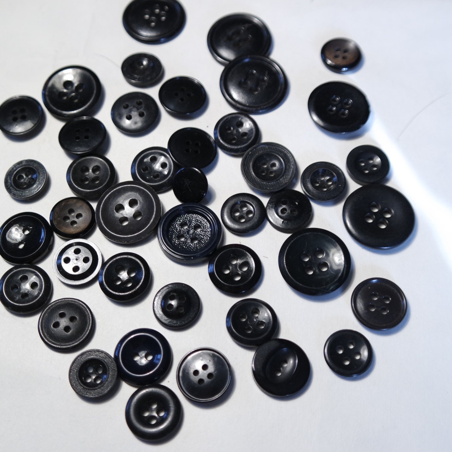 Black buttons, lot of 35+ buttons black brown buttons, 27 grams of ...