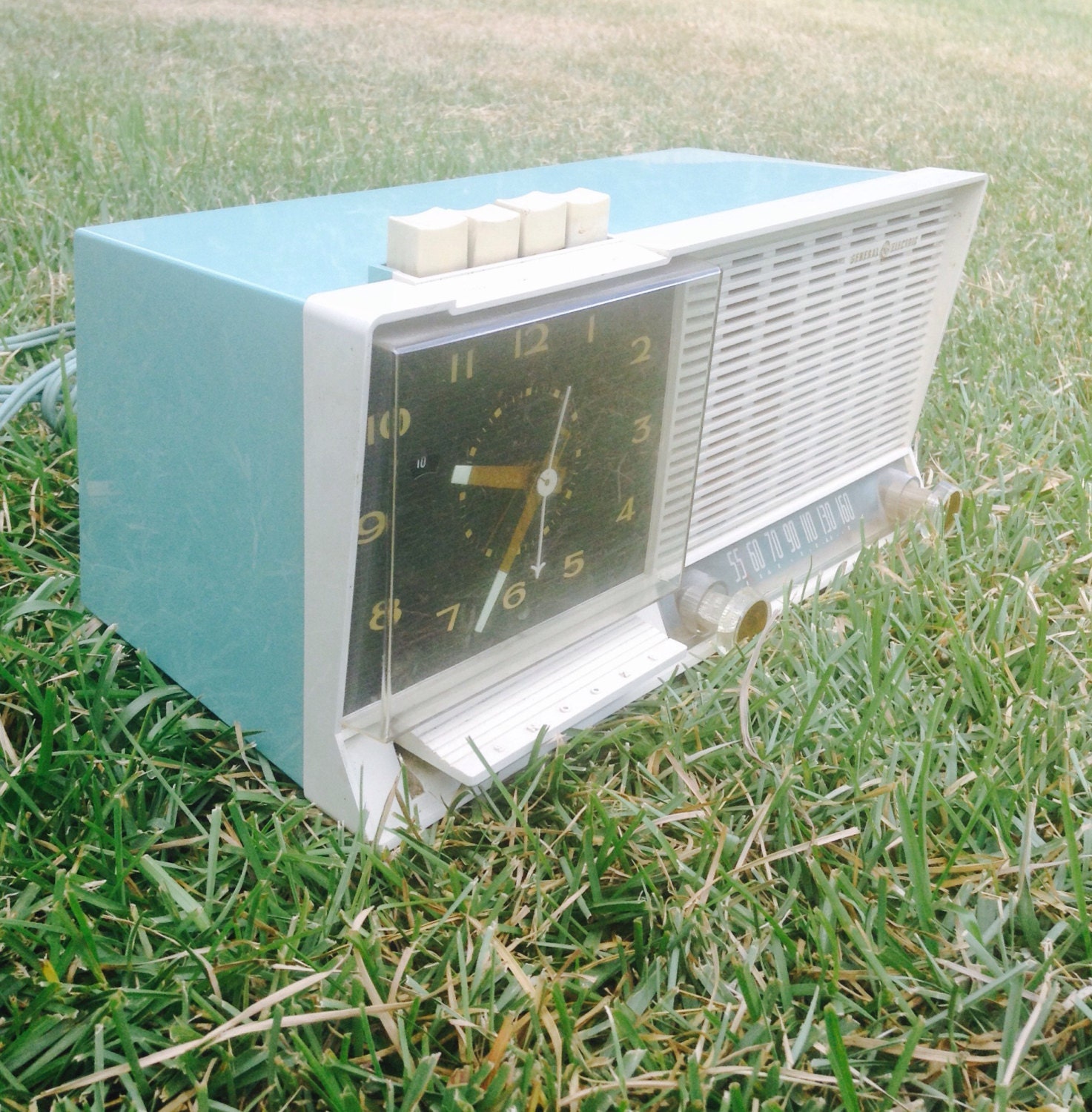 1960s Vintage General Electric Clock Radio By Sadiegracevintage 5725