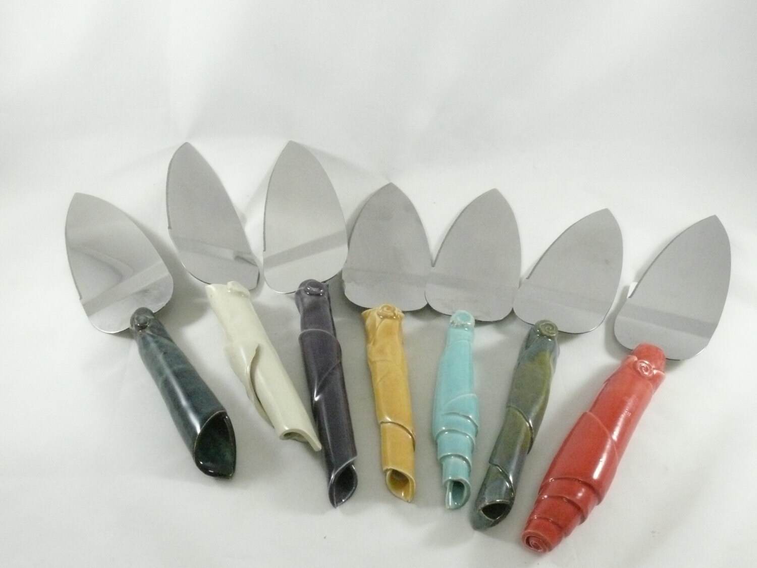 Cake Knife or Pie Server Kitchen utensil for quiche pizza