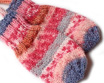 Baby Thumbless Mittens On a String. Wool Blend No Thumb Baby Paws. Handknit Wool Infant Mittens. 3 to 6 Months. Kids Winter Handwarmers