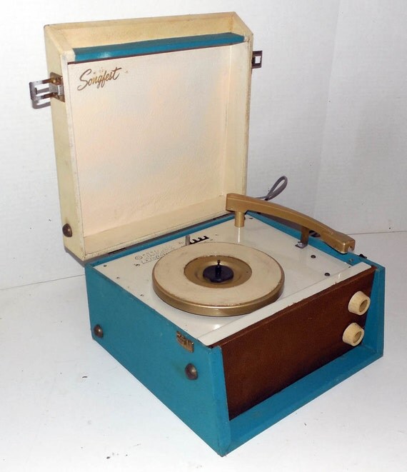 Portable vintage Record Player 1950s Voice of Music Songfest