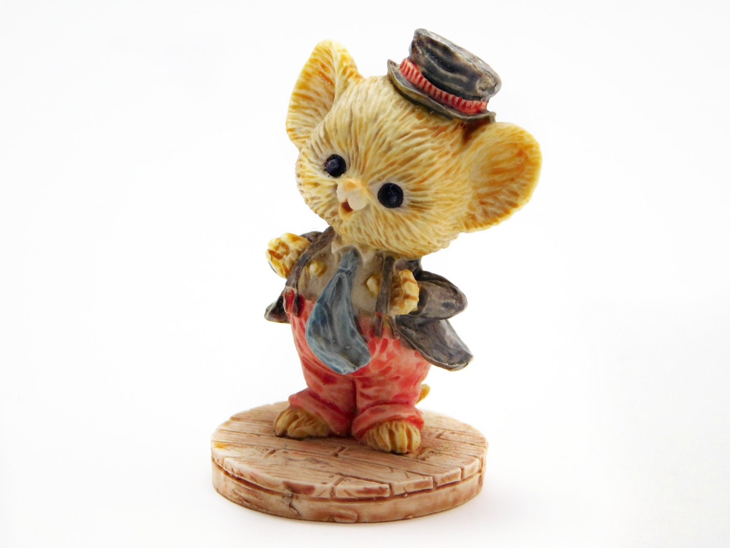 mouse figurine toy