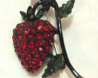 Vintage Hollycraft Strawberry Red Rhinestone Pin Brooch