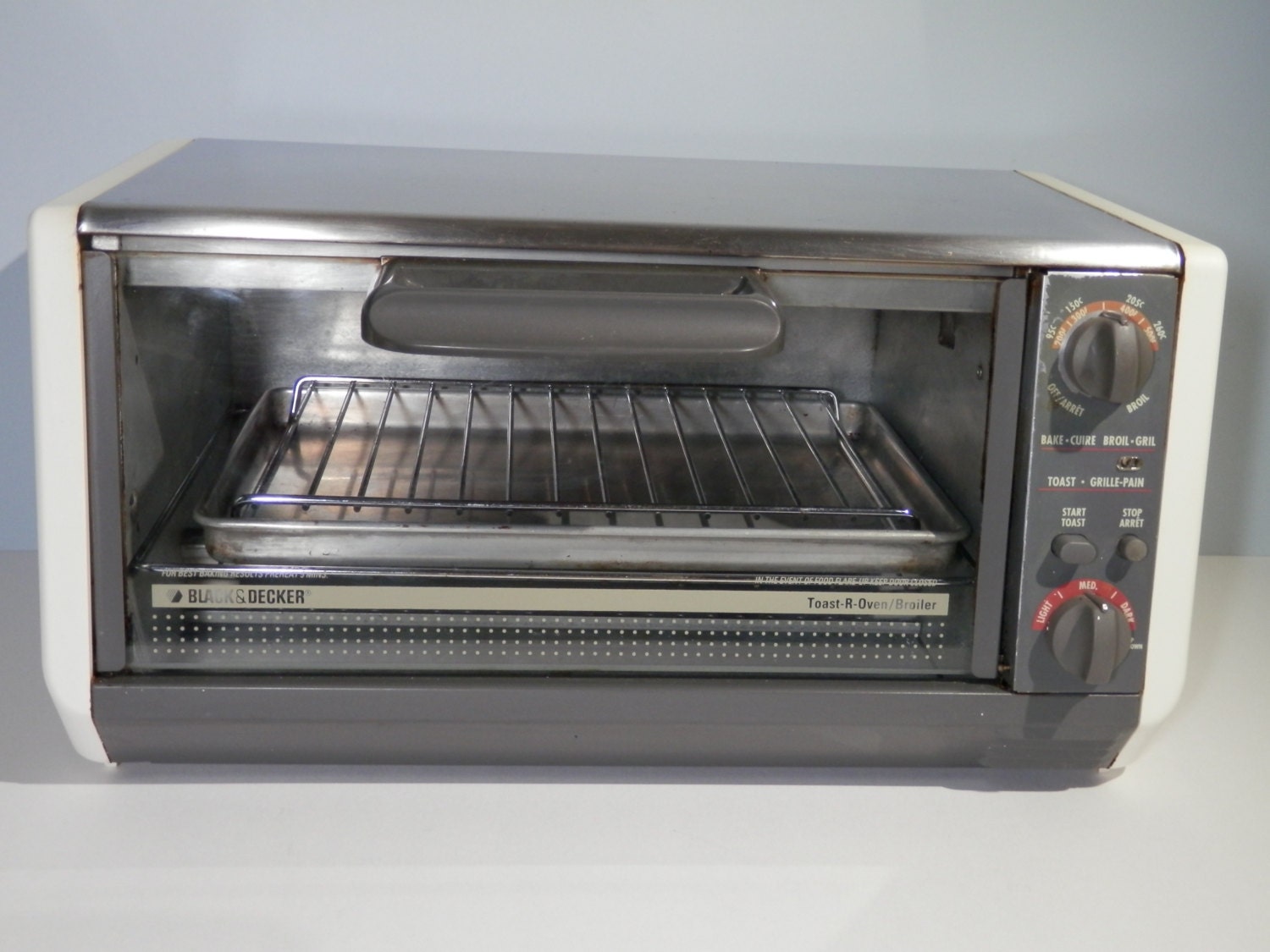 Black & Decker ToastROven Vintage 1990s Bake Toaster Broil