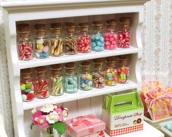 Miniature Candy Cane Mint Candies Sweets - Dollhouse decoration & Sylvanian Families Dolls Fake Food Cute Kawaii Gift DIY Craft Food Jewelry
