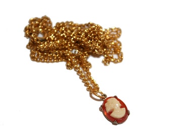 Vintage Tiny Cameo Necklace - Costume Jewelry Faux