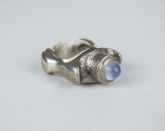the door knocker ring