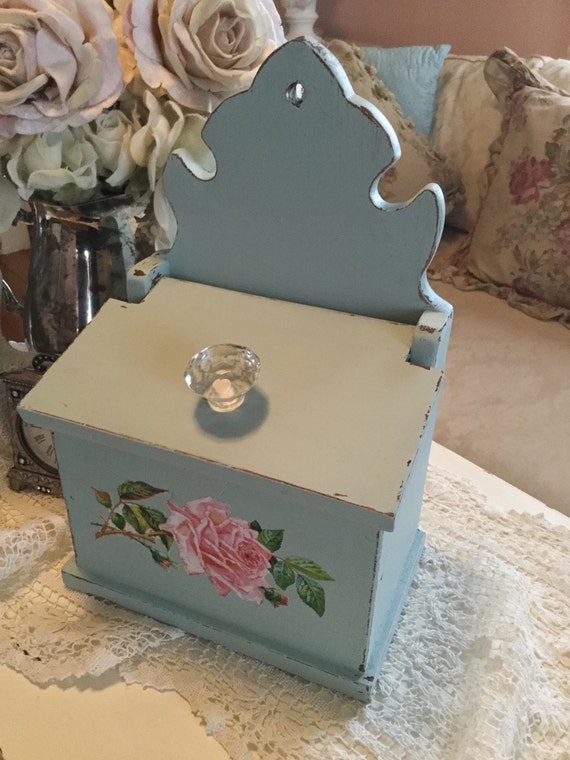 Shabby Mail Holder Wall pocket Caddy Chippy by FannyPippin on Etsy