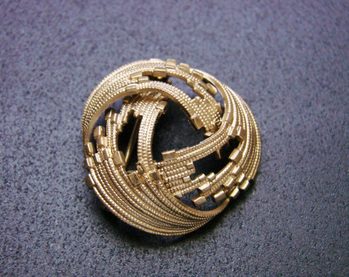 Vintage Amerikaner A & D Brooch / Rolled Gold Plate / Designer Signed / Jewelry / Jewellery