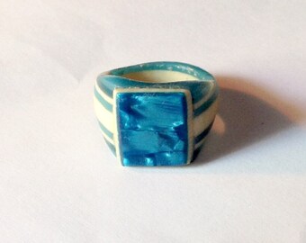 Vintage 30s 40s Bob Dodd bakelite celluloid folk art prison ring size 7