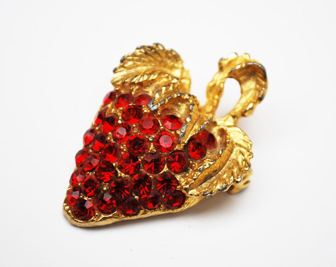 Red Strawberry Brooch - Rhinestone - gold -fruit pin