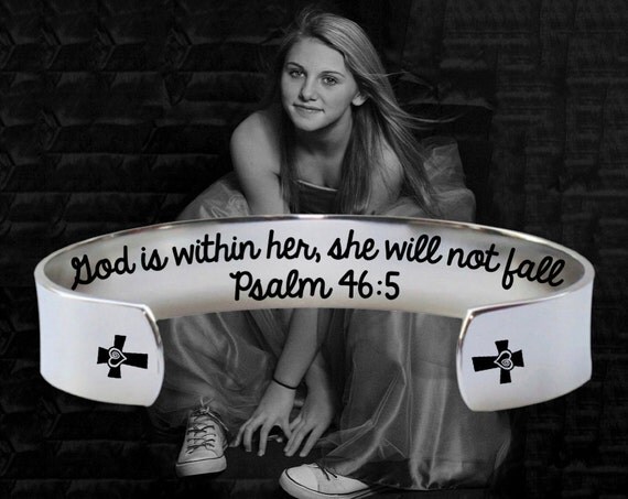 Graduation | Graduation Gift | College Graduation | Class of 2017 | High School Grad | God is within her, she will not fall | Korena Loves