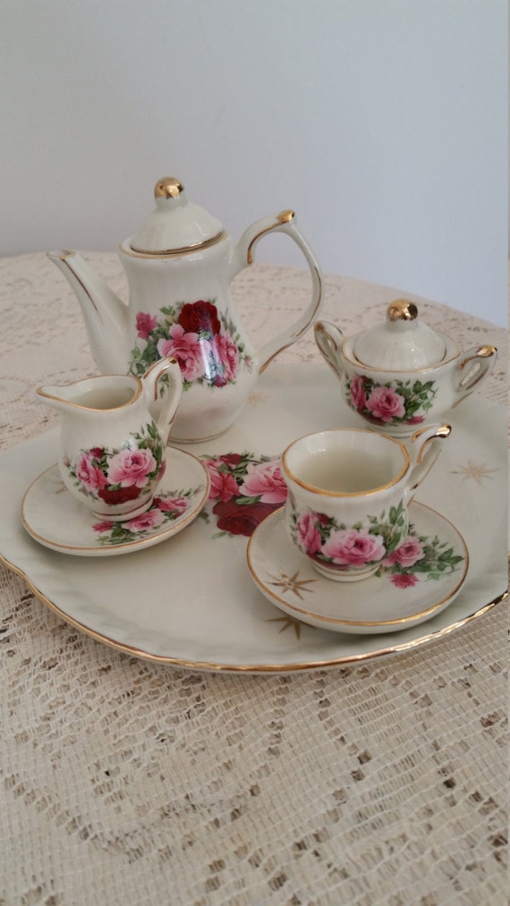Miniature China Tea set. Vintage Baum BrothersFormalities