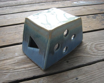Dwarf Hamster House - Blue Ceramic Sculpture - Aquarium Decoration - Toad Abode - Fish and Reptiles - Small Animal Hide