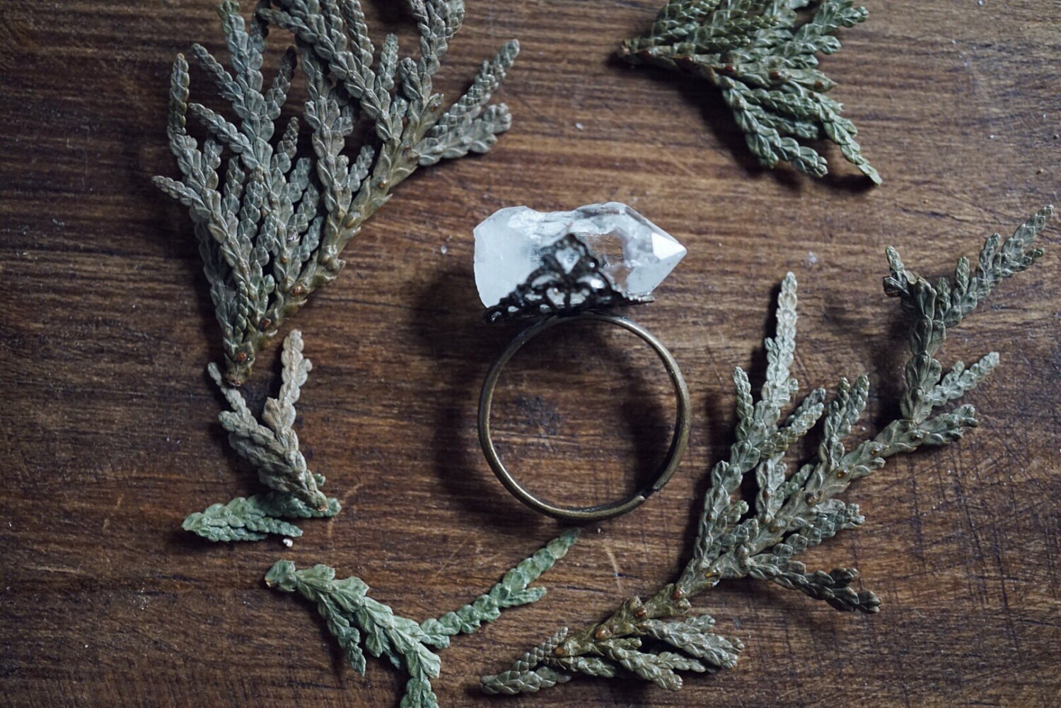 Knuckle Duster Clear Quartz Brass Adjustable Midi Ring