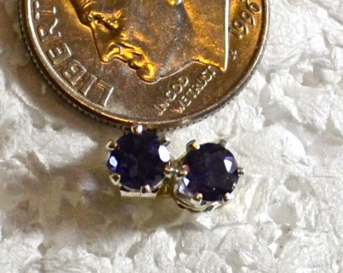 Iolite Stud Earrings,Small 4mm Round, natural, Natural, Set in Sterling Silver E938