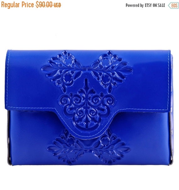 Clutch purse / non leather clutch bag / vegan blue by MeDusaBags