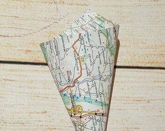 Map Confetti Cone - Wedding Confetti - Table Decoration - Table Confetti - Maps - Wanderlust - Atlas