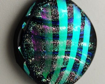 2632 dichroic cabochon - free shipping