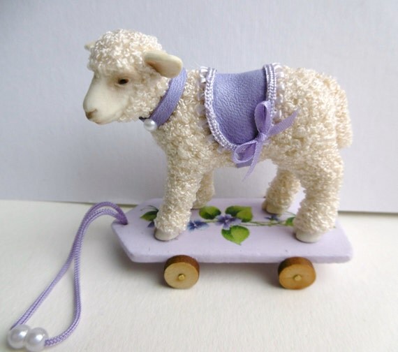 Dollhouse toys 12th scale pull along lambs. by Abasketof on Etsy