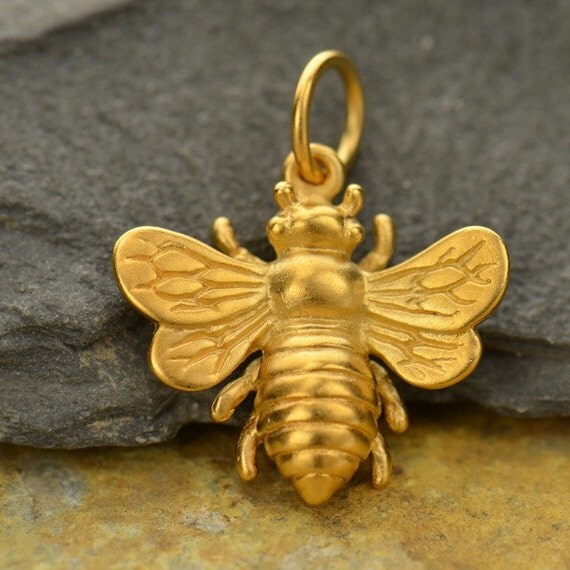 24k gold bee necklace 24k gold bee necklace