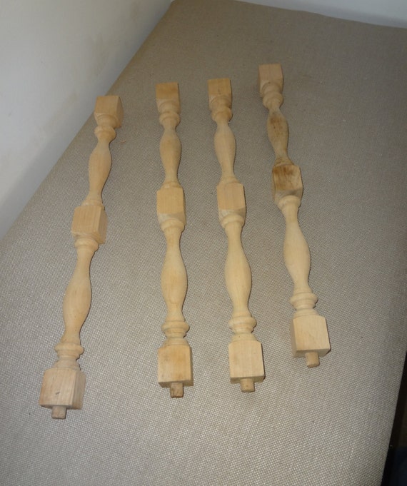 Set of 4 Small Balusters Spindles with Dowel Ends Unfinished