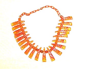 1 Bakelite Necklace Beautiful Vintage Carved Tiger Claw