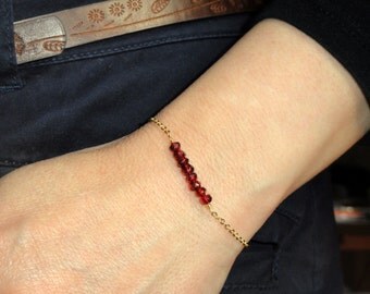 Gold garnet bracelet, Garnet bracelet, Gold gemstone bracelet, Gemstone bracelet, January birthstone bracelet, Gifts