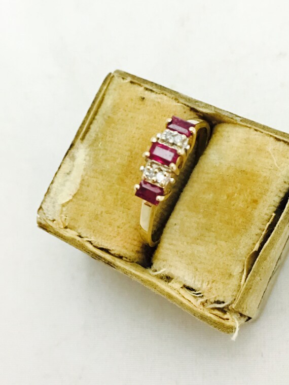 Vintage 14KP Red Spinel And Diamond Ring Size 7