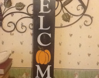 Hand painted distressed wooden welcome sign