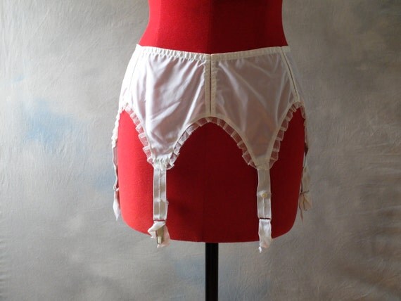 Vintage Simone Perele French lingerie garter belt suspender
