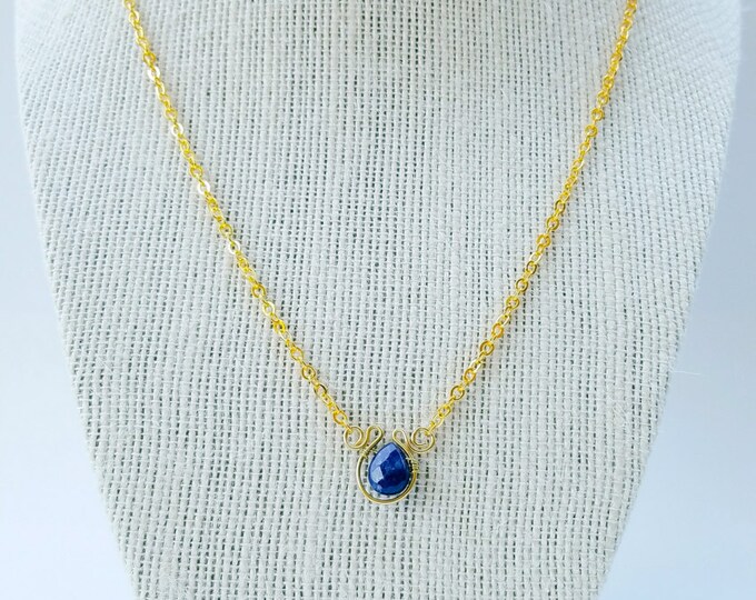 Blue agate necklace, gold blue necklace, simple blue pendant necklace, blue pendant necklace, spiritual necklace, protection necklace