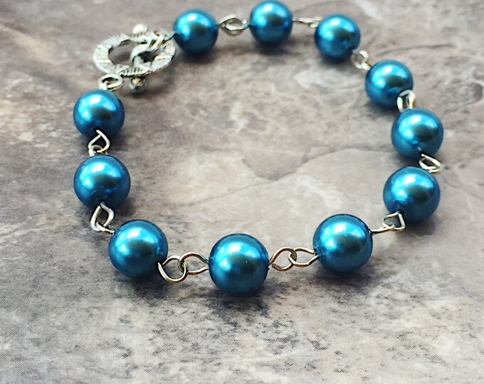 Blue pearl jewelry, light blue pearls, light blue bracelet, baby blue bracelet, light blue jewelry