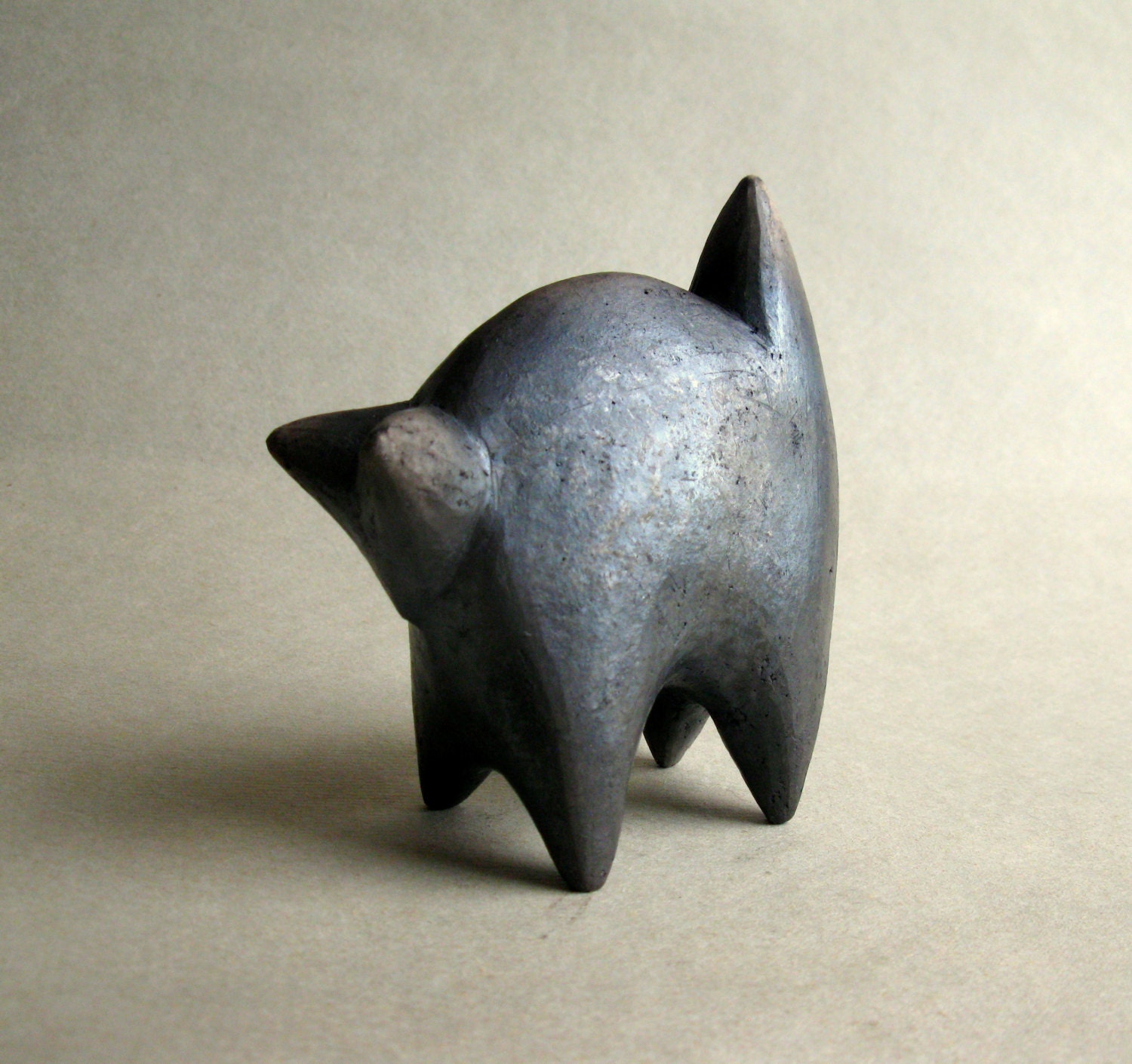 cat ceramic sculpture