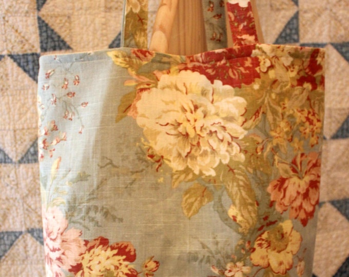 HALF PRICE ** Floral Fashion Tote. Lined Reusable Bag. Canvas Purse. Diaper Bag. Tapestry Carryall for Books, Sewing Projects, Laptop