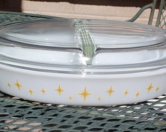 Pyrex Constellation Divided Dish with Lid