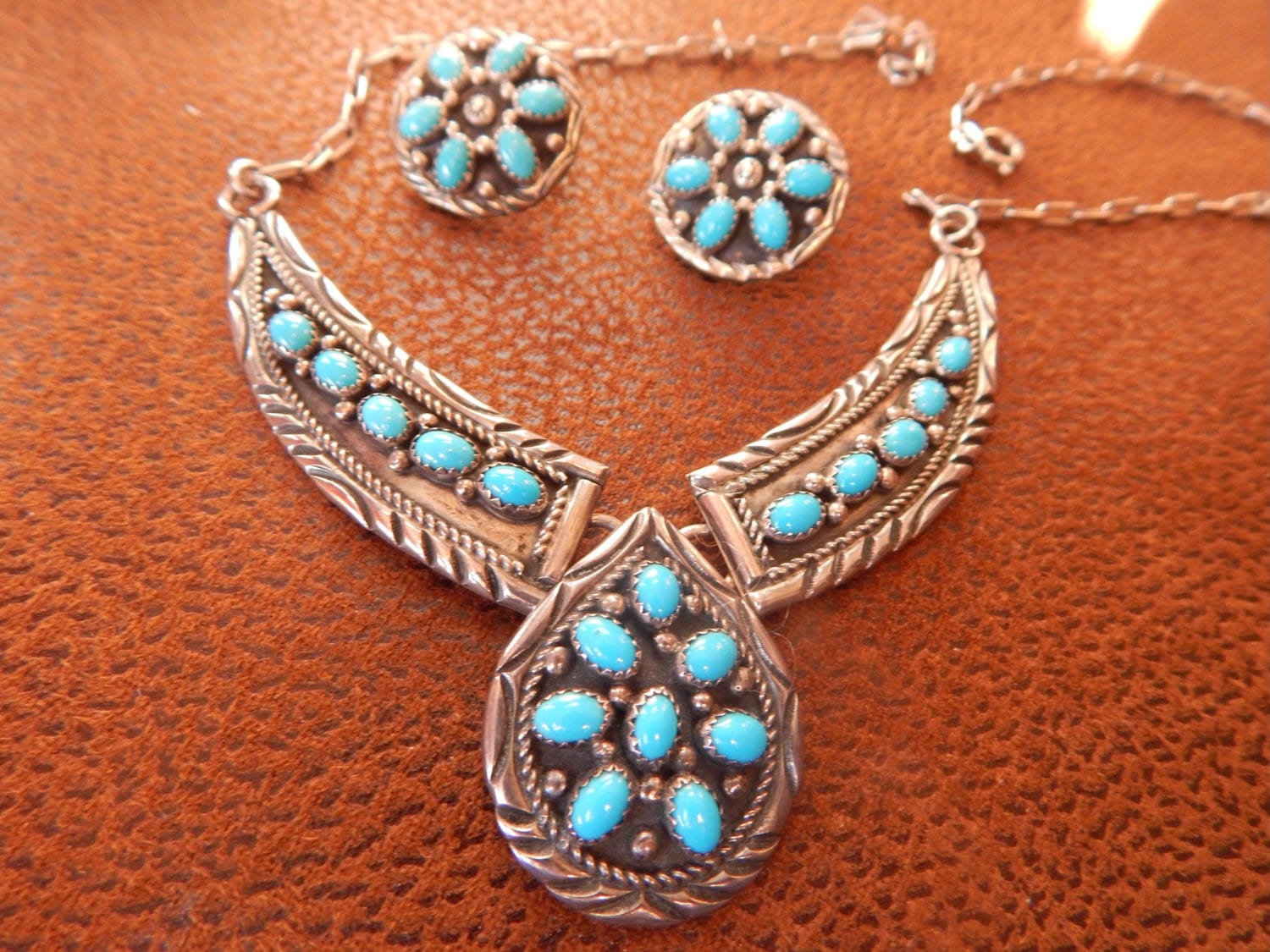 native-american-jewelry-turquoise-necklace-set-turquoise