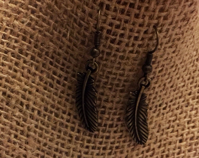 Feather earrings ( brass )