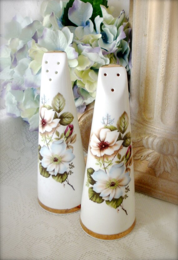 Royal Stuart Fine Bone China Salt & Pepper Set Salt and