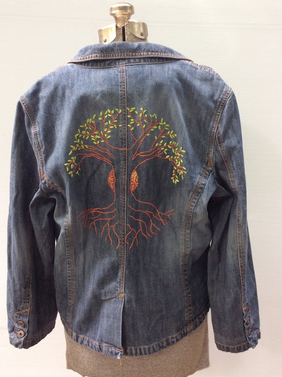 Embroidered denim jacket size large by savingmyvintageheart