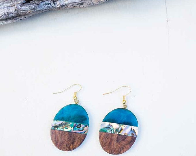 Shell earrings, Jade earrings, Green earrings, wood earrings, Wood resin earrings, wood jewelry, gift for women, womens gift, birthday gift