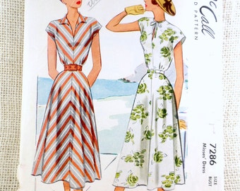 Vintage Pattern McCall 7286 1940s cap sleeve dress Bust 32 wing collar V neck gored skirt flared skirt