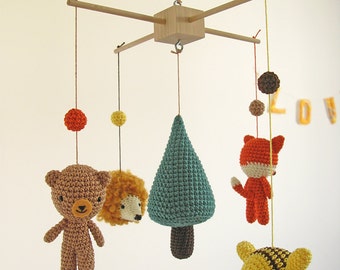 Woodland Mobile, Forest Hanging Nursery Baby Mobile, Wild Animal Mobile, Fox Bear Hedgehog Bee Crib Mobile