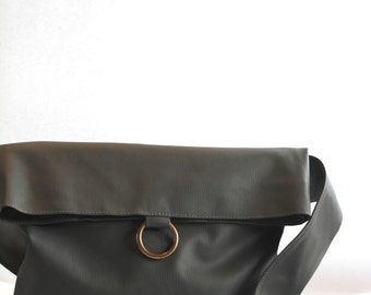 faux leather crossbody messenger bag