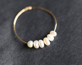 Minimalist Pearl Ring. Handmade Minimalist Gold Ring. White Pearl Ring. Thin Gold Band. Stacking Ring. Knuckle Ring. Gold Bead Ring