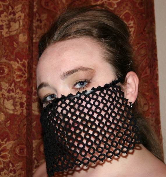 Items similar to Chain Face Veil on Etsy