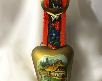 Dutch Holland bell souvenir keepsake decorative Dutch Scene.....https://www.etsy.com/shop/CoCoBlueTreasures
