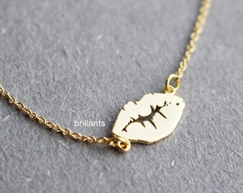 Sexy Lips necklace, Kiss necklace, XOXO Necklace, Valentines day, Love necklace, Bridesmaid jewelry, Wedding necklace